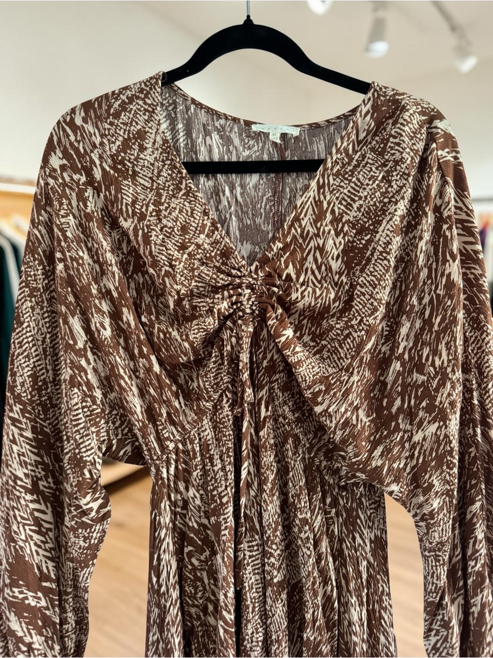 Romesa Women’s Brown Boho Mini Dress Ruched Tie Front Long Sleeve SZ M - Picture 4 of 9